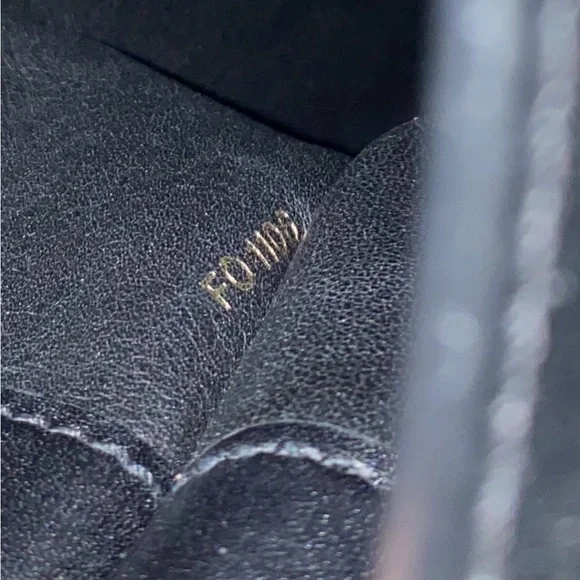 Black city steamer gm Louis Vuitton purse - Picture 11 of 13